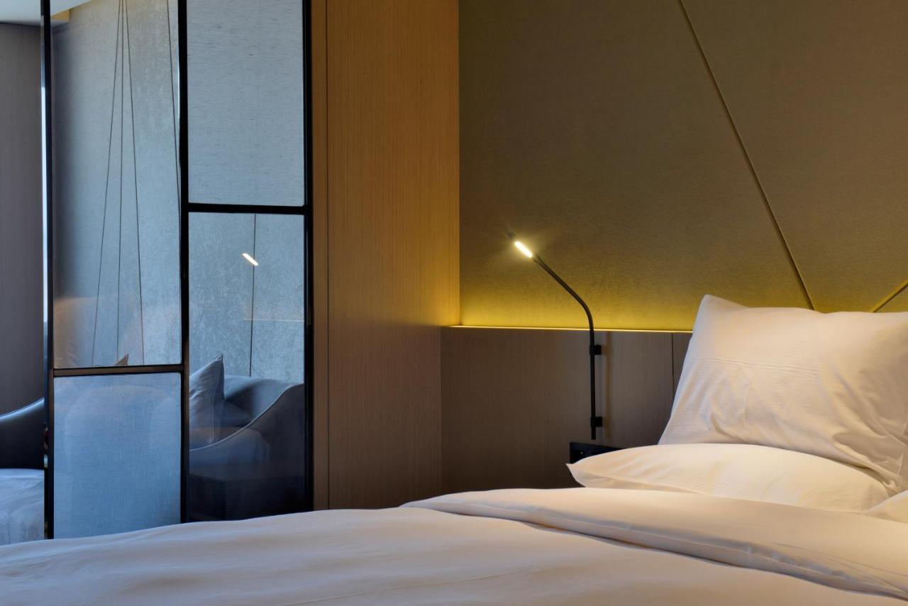 เมอร์เคียว ไท่หยวน ฉางเฟิงสตรีท Hotel ภายนอก รูปภาพ